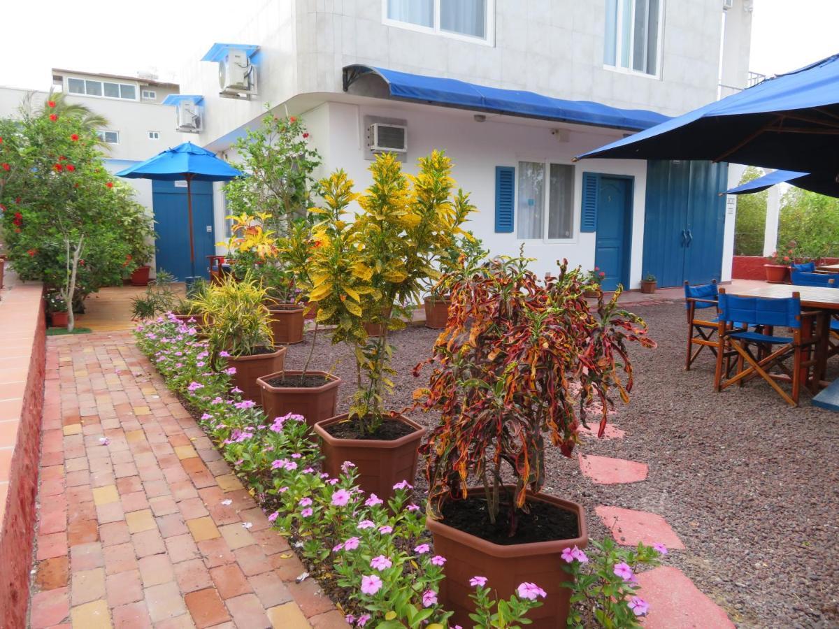 Drake Inn Puerto Villamil Bagian luar foto