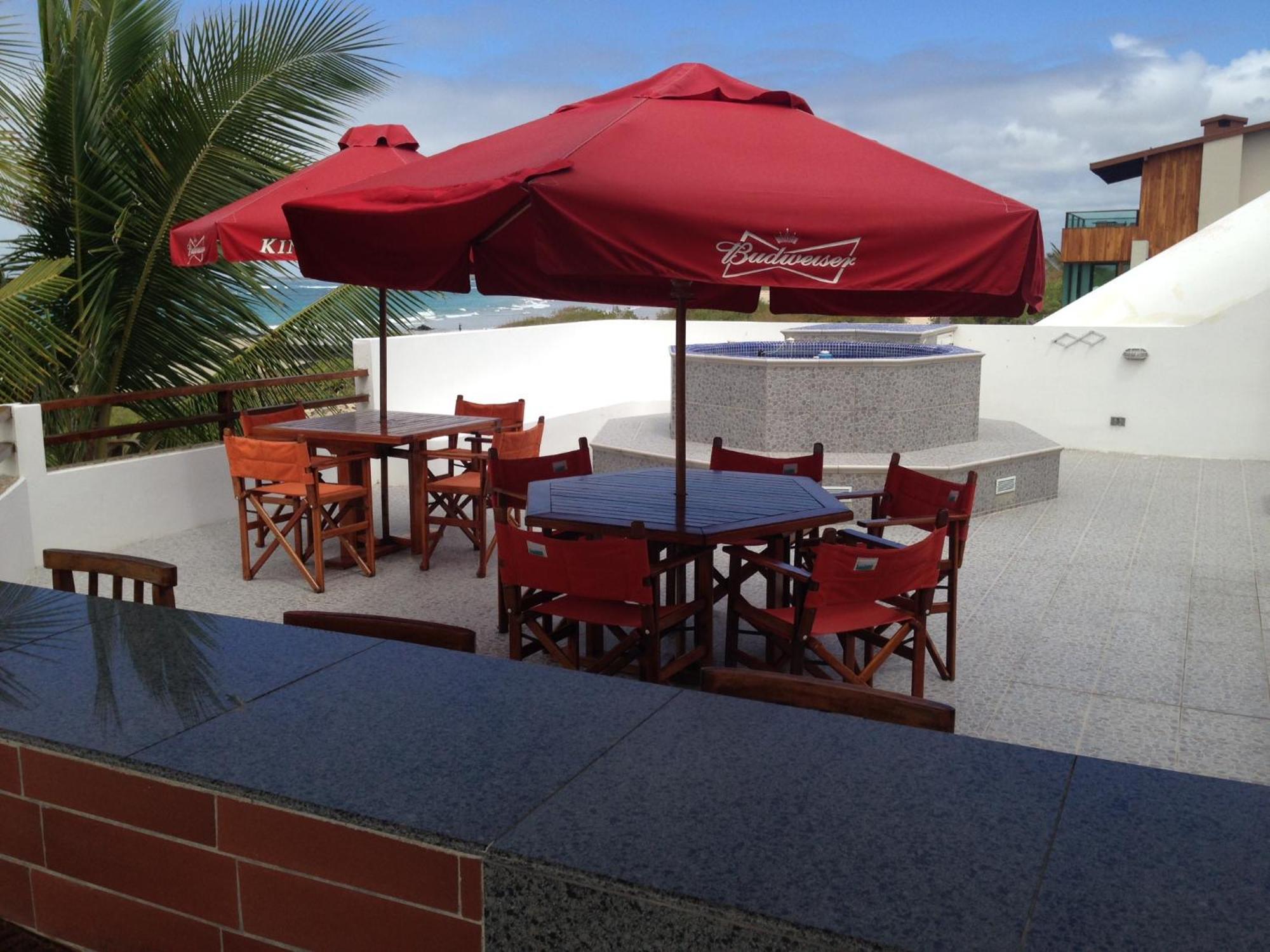 Drake Inn Puerto Villamil Bagian luar foto