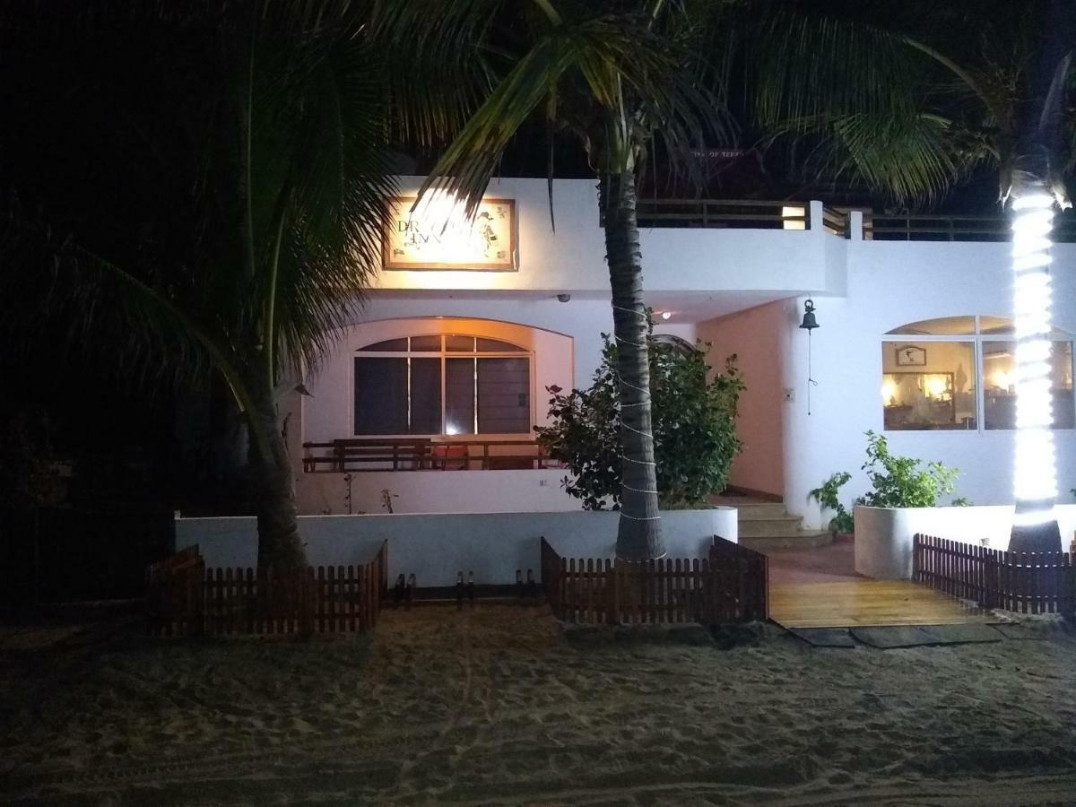 Drake Inn Puerto Villamil Bagian luar foto